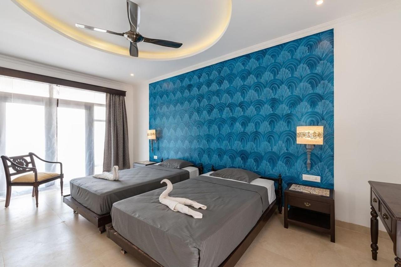 Private -10bhk Hotel 5*